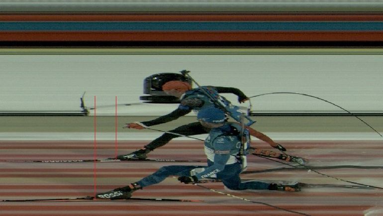 Фотофиниш: Симон ШЕМП и Мартен ФУРКАД (на ближнем плане). Фото twitter.com/IBU_WC Фотофиниш: Симон ШЕМП и Мартен ФУРКАД (на ближнем плане). Фото twitter.com/IBU_WC