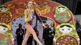 Вчера. Москва. Лужники. Выступление с булавами Дины АВЕРИНОЙ.