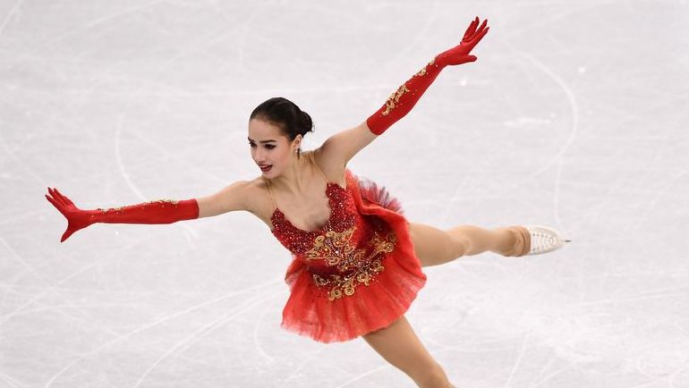Алина ЗАГИТОВА на льду Пхенчхана - в произвольной программе. Ее она уже представила в командном турнире. Фото AFP Алина ЗАГИТОВА на льду Пхенчхана - в произвольной программе. Ее она уже представила в командном турнире. Фото AFP