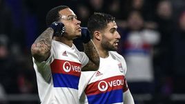 Лидеры "Лиона" Мемфис ДЕПАЙ (слева) и Набиль ФЕКИР.