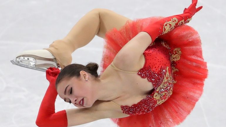 23 февраля. Пхенчхан. Выступление Алины ЗАГИТОВОЙ. Фото REUTERS 23 февраля. Пхенчхан. Выступление Алины ЗАГИТОВОЙ. Фото REUTERS