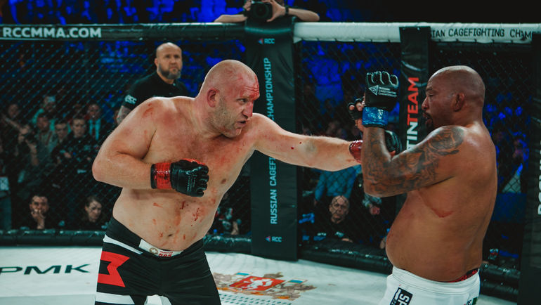 Сергей ХАРИТОНОВ и Джоуи БЕЛТРАН. Фото Заяра ЗАЙЦЕВА Сергей ХАРИТОНОВ и Джоуи БЕЛТРАН. Фото Заяра ЗАЙЦЕВА