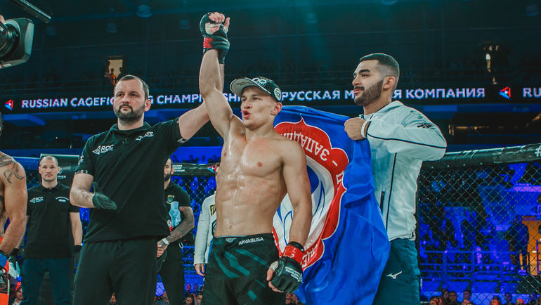 Денис ЛАВРЕНТЬЕВ. Фото Заяра ЗАЙЦЕВА Денис ЛАВРЕНТЬЕВ. Фото Заяра ЗАЙЦЕВА