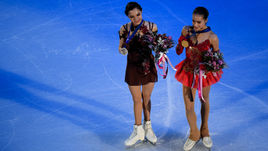 Евгения МЕДВЕДЕВА и Алина ЗАГИТОВА.