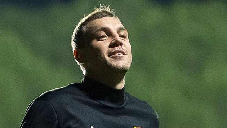 Артем ДЗЮБА. Фото instagram.com/pfc_arsenal/ Артем ДЗЮБА. Фото instagram.com/pfc_arsenal/