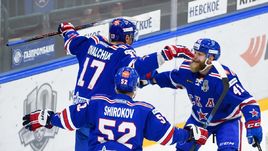 Сегодня. Санкт-Петербург. СКА - "Северсталь" - 4:3 ОТ. Питерцы начали плей-офф с трудной победы.