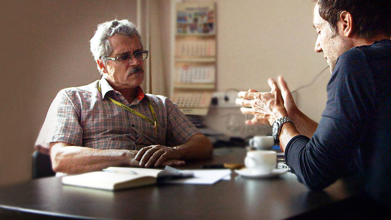 Брайан ФОГЕЛЬ (справа) и Григорий РОДЧЕНКОВ. Фото netflix.com Брайан ФОГЕЛЬ (справа) и Григорий РОДЧЕНКОВ. Фото netflix.com