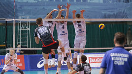 Суперлига вышла на финишную прямую