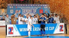 "Кайрат" снова лучший