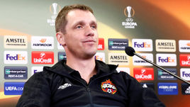 Среда. Москва. Виктор ГОНЧАРЕНКО на пресс-конференции.