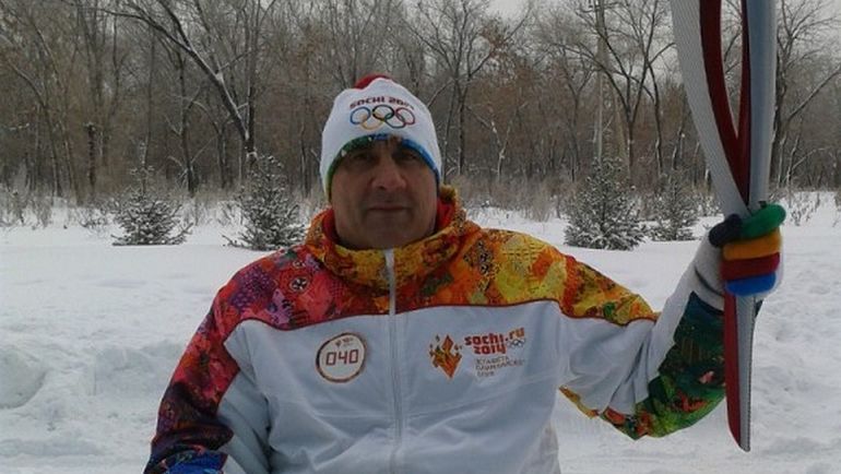 Валерий РЫЖКОВ с олимпийским факелом. Фото Фото из личного архива Валерия Рыжкова Валерий РЫЖКОВ с олимпийским факелом. Фото Фото из личного архива Валерия Рыжкова