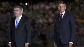 Если президент МОК Томас БАХ (слева) повернулся лицом к России, то глава ИААФ Себастьян КОЭ делать этого не спешит.