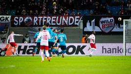 Четверг. Лейпциг. "Лейпциг" - "Зенит" - 2:1. 77-я минута. Гол Тимо ВЕРНЕРА (№11).