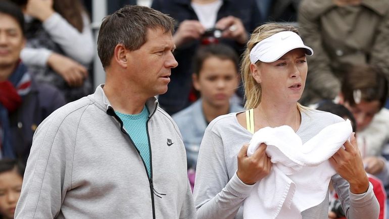 Мария ШАРАПОВА (справа) и Свен ГРЕНЕФЕЛЬД. Фото REUTERS Мария ШАРАПОВА (справа) и Свен ГРЕНЕФЕЛЬД. Фото REUTERS