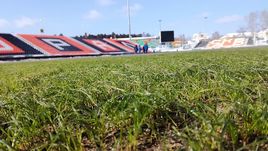 Так выглядит газон стадиона в Екатеринбурге.