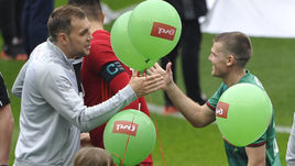 Игорь ДЕНИСОВ (справа) и Артем ДЗЮБА в сборную России не приглашены. Снова.