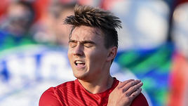 22-летний Денис ДАВЫДОВ.