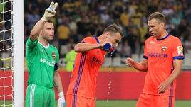 Игорь АКИНФЕЕВ с Василием и Алексеем БЕРЕЗУЦКИМИ.