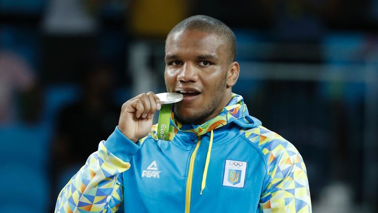 15 августа 2016 года. Рио-де-Жанейро. Серебряный призер Олимпиады Жан БЕЛЕНЮК. Фото AFP 15 августа 2016 года. Рио-де-Жанейро. Серебряный призер Олимпиады Жан БЕЛЕНЮК. Фото AFP