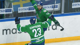 Среда. Уфа. "Салават Юлаев" - "Авангард" - 3:2 ОТ. Уфимцы победили омичей и вышли во второй раунд Кубка Гагарина.