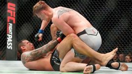 Суббота. Лондон. Александр ВОЛКОВ нокаутировал Фабрисиу ВЕРДУМА.