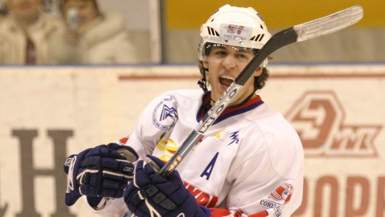 Евгений МАЛКИН. Фото Виктор ГОЛУБЬ Евгений МАЛКИН. Фото Виктор ГОЛУБЬ