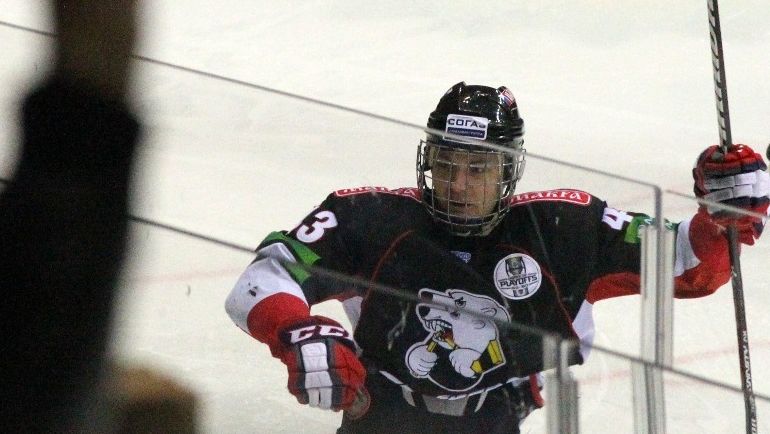 Валерий НИЧУШКИН в плей-офф-2012/13. Фото Игорь ЗОЛОТАРЕВ Валерий НИЧУШКИН в плей-офф-2012/13. Фото Игорь ЗОЛОТАРЕВ