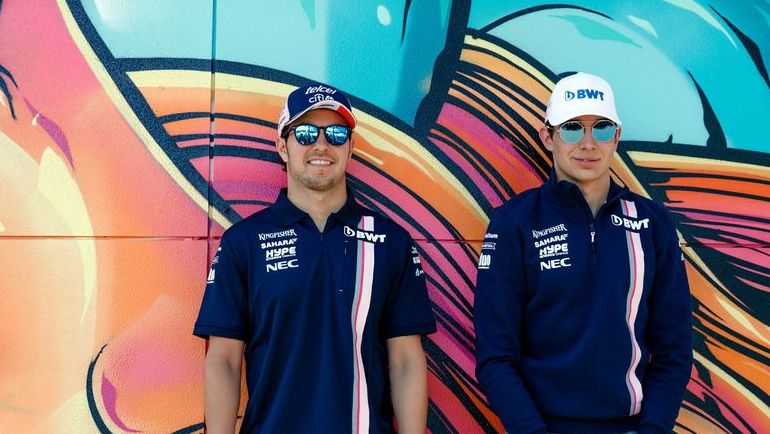 Серхио ПЕРЕС (слева) и Эстебан ОКОН. Фото AFP Серхио ПЕРЕС (слева) и Эстебан ОКОН. Фото AFP