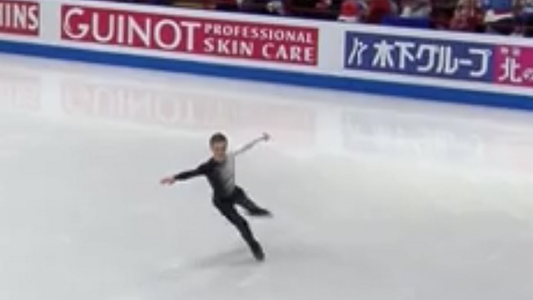 Чистый выезд Михаила Коляды после исполнения каскада четверной тулуп-тройной тулуп. Чистый выезд Михаила Коляды после исполнения каскада четверной тулуп-тройной тулуп.