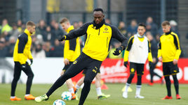 Пятница. Дортмунд. Усэйн БОЛТ на тренировке "Боруссии".