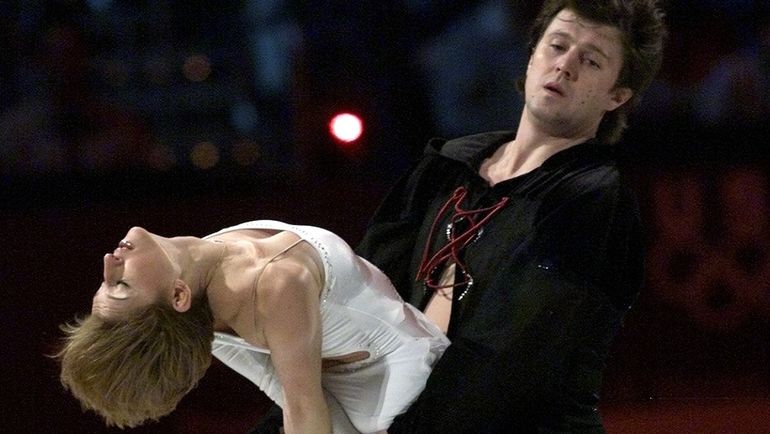 Оксана КАЗАКОВА и Артур ДМИТРИЕВ. Фото Александр ВИЛЬФ Оксана КАЗАКОВА и Артур ДМИТРИЕВ. Фото Александр ВИЛЬФ