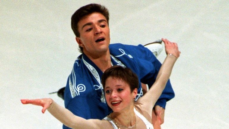 Елена БЕРЕЖНАЯ, Антон СИХАРУЛИДЗЕ. Фото REUTERS Елена БЕРЕЖНАЯ, Антон СИХАРУЛИДЗЕ. Фото REUTERS