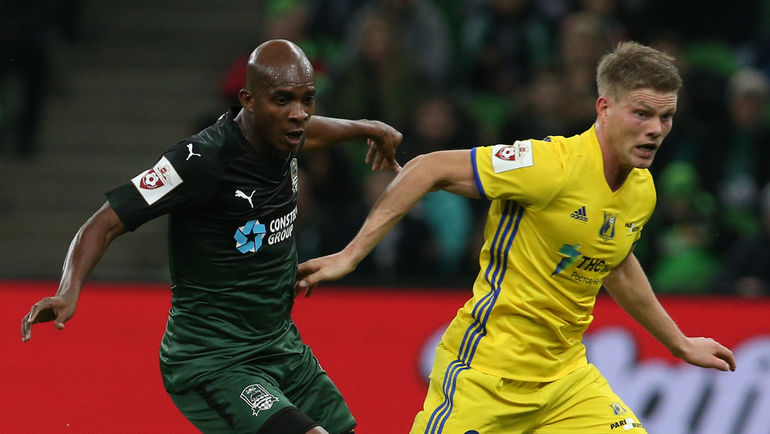 Шарль КАБОРЕ и Бьорн СИГУРДАРСОН. Фото Виталий ТИМКИВ Шарль КАБОРЕ и Бьорн СИГУРДАРСОН. Фото Виталий ТИМКИВ