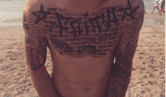 Федор Смолов или Серхио Рамос (правильный ответ - Смолов). Федор Смолов или Серхио Рамос (правильный ответ - Смолов).