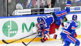 Сегодня. Санкт-Петербург. СКА - ЦСКА - 4:5 ОТ. Питерцы уступили москвичам в первой встрече серии.