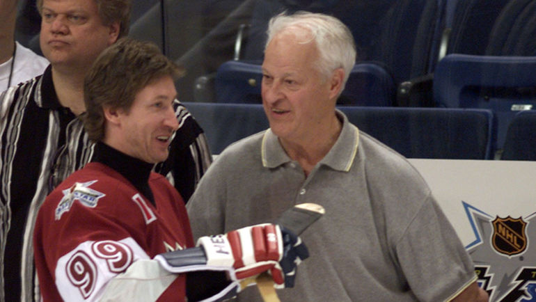 Горди ХОУ и Уэйн ГРЕТЦКИ. Фото REUTERS Горди ХОУ и Уэйн ГРЕТЦКИ. Фото REUTERS