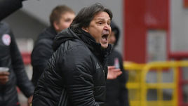 Суббота. Москва. "Амкар" - "Локомотив" - 2:1. Вадим ЕВСЕЕВ.