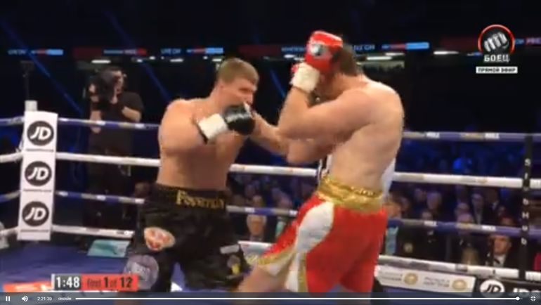 В первом раунде Поветкин работал по копусу. В первом раунде Поветкин работал по копусу.