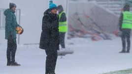 Воскресенье. Уфа. "Уфа" - "Зенит" - 1:2. Команда Роберто МАНЧИНИ победила на выезде в непростых погодных условиях.