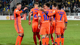 Воскресенье. Ростов-на-Дону. "Ростов" - ЦСКА - 1:2. Армейцы взяли три очка на Дону.