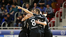 "Прогресс" застеснялся коммунистов