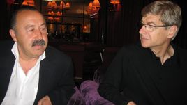 6 сентября 2007 года. Ньон. Семинар тренеров. Валерий ГАЗЗАЕВ (слева) и Арсен ВЕНГЕР.