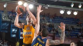 Четверг. Барселона. "Барселона" - "Химки" - 86:82. Российская команда уступила на паркете соперника.