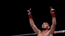 Хабиб НУРМАГОМЕДОВ стал первым российским чемпионом UFC.