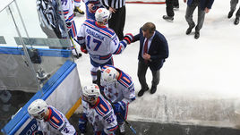 Воскресенье. Москва. ЦСКА - СКА - 3:2 ОТ. Илья КОВАЛЬЧУК (№17), Олег ЗНАРОК и питерские армейцы завершили сезон в КХЛ.