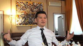 Кирсан ИЛЮМЖИНОВ.