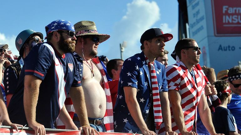 Сборная США на ЧМ-2018 не попала. А ее болельщики едут. Фото AFP Сборная США на ЧМ-2018 не попала. А ее болельщики едут. Фото AFP