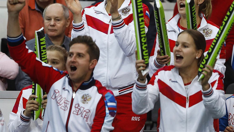 Игорь АНДРЕЕВ (слева внизу) готовится к первому матчу в качестве капитана сборной России в Кубке федерации. Фото Instagram Игорь АНДРЕЕВ (слева внизу) готовится к первому матчу в качестве капитана сборной России в Кубке федерации. Фото Instagram