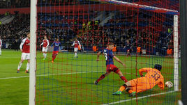 Четверг. Москва. ЦСКА - "Арсенал" - 2:2. Гол Федора ЧАЛОВА.