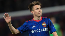 Четверг. Москва. ЦСКА - "Арсенал" - 2:2. Александр ГОЛОВИН не смог отличиться в этом матче.